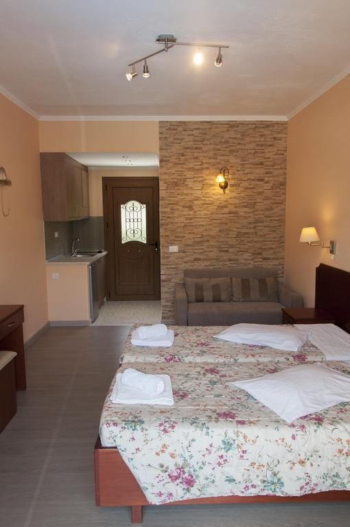 BIRLIS APARTMENTS 3*