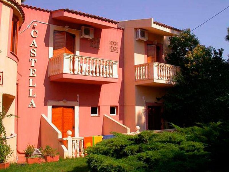 CASTELLA BEACH 2*