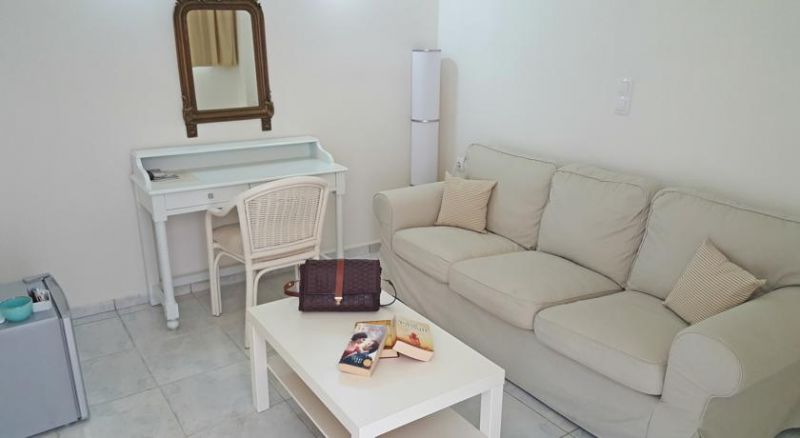 CRETAN FILOXENIA BEACH 3*
