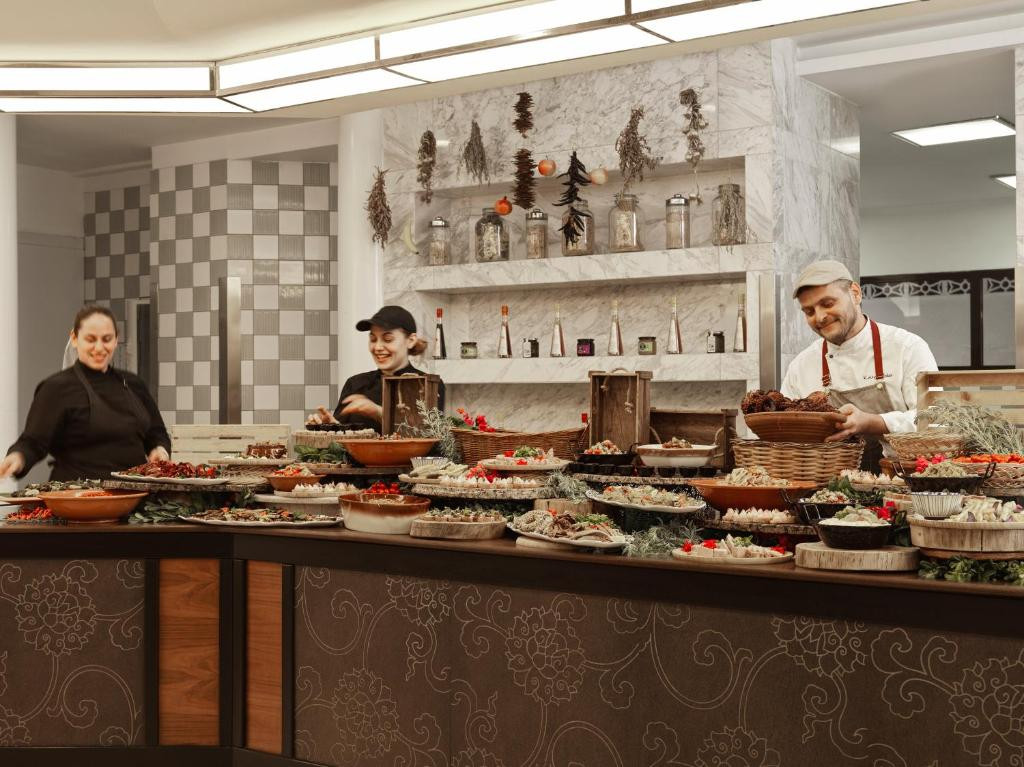 ESPEROS PALACE HOTEL RODES 4*