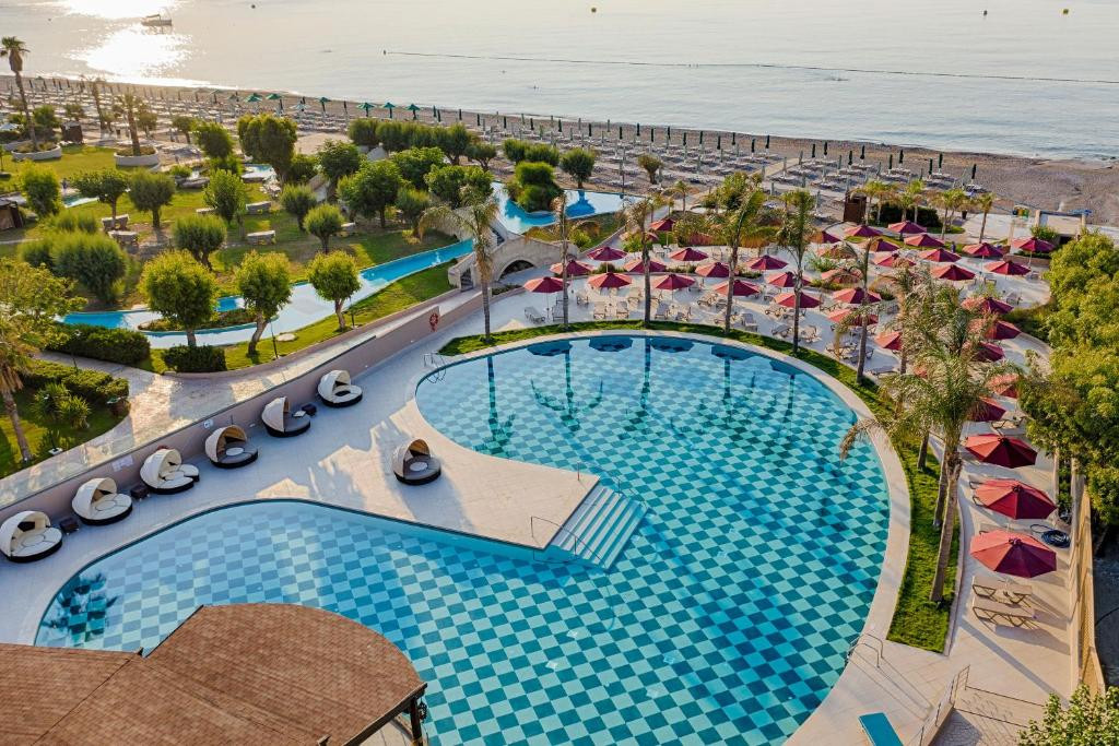 ESPEROS PALACE HOTEL RODES 4*