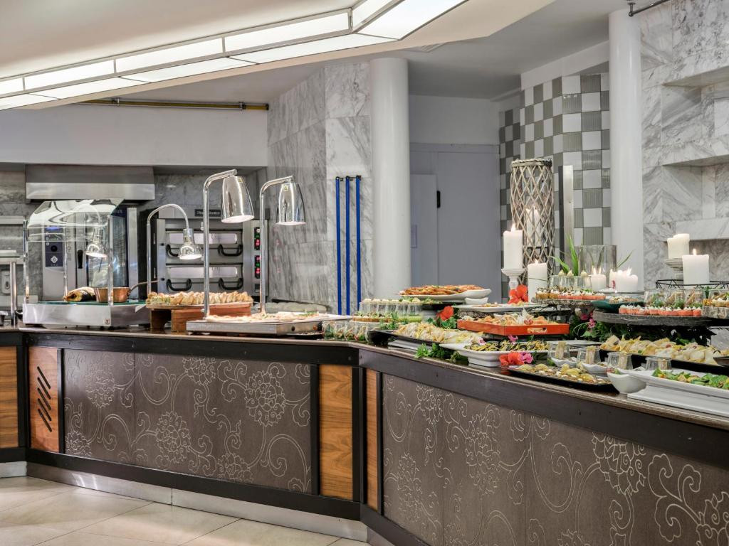 ESPEROS PALACE HOTEL RODES 4*