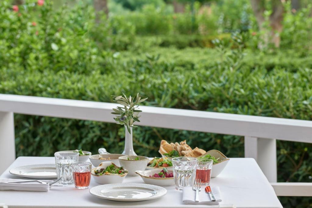 ESPEROS PALACE HOTEL RODES 4*