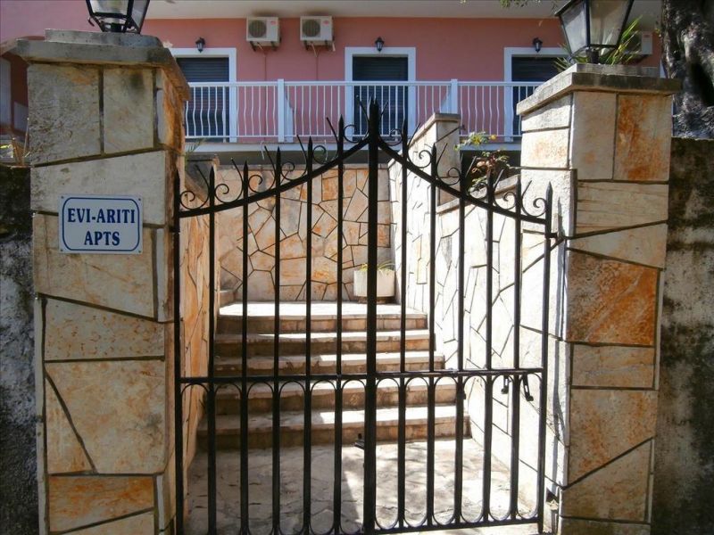EVI ARITI APT 3*