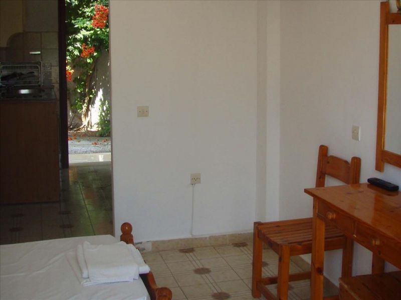 EVI ARITI APT 3*
