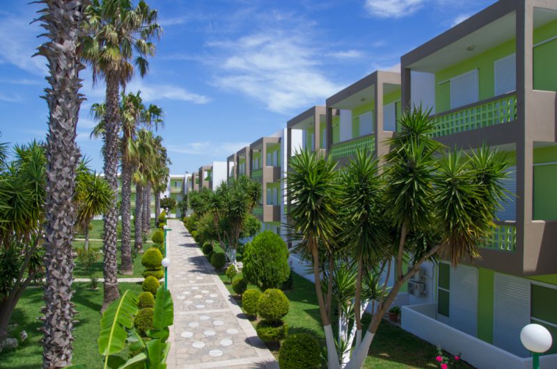 GIAKALIS APARTMENTS 3*