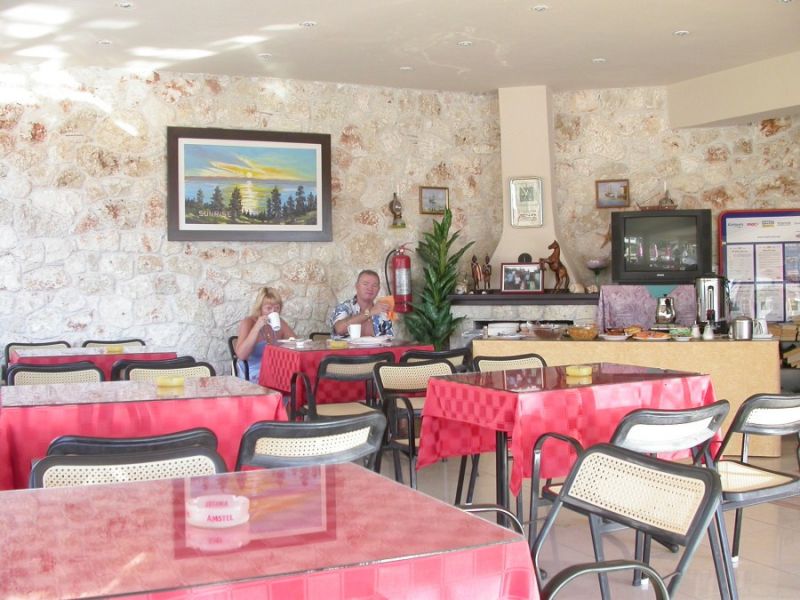 ILIOS HOTEL 3*