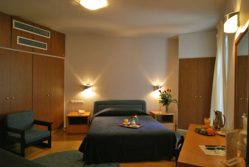 INIOHOS 3*