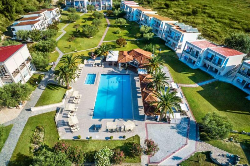 IRIS HOTEL SIVIRI 3*