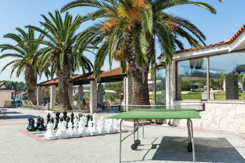 IRIS HOTEL SIVIRI 3*