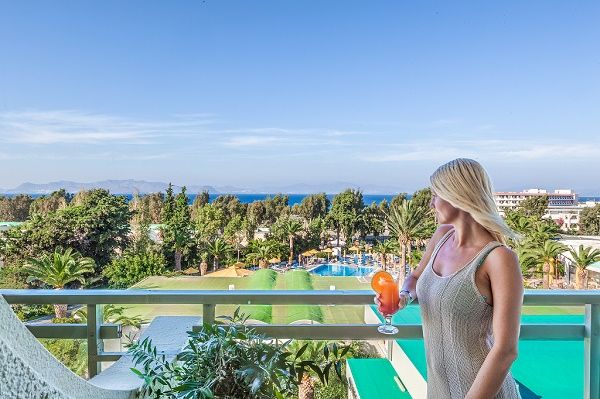 KIPRIOTIS HIPPOCRATES & MARIS SUITES 4*