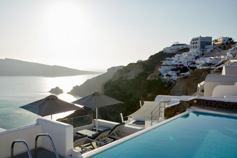 LA PERLA VILLAS 4*