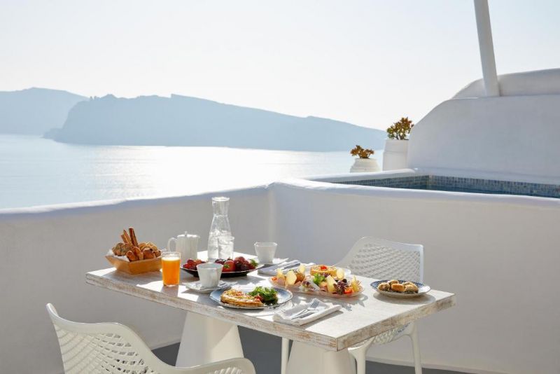 LA PERLA VILLAS 4*
