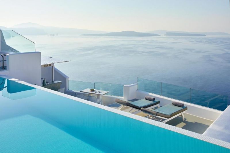 LA PERLA VILLAS 4*