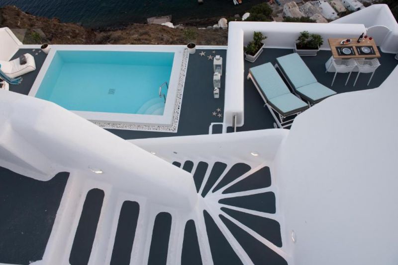 LA PERLA VILLAS 4*