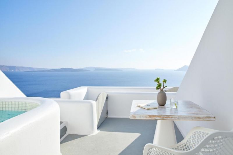 LA PERLA VILLAS 4*
