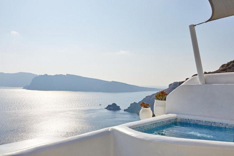 LA PERLA VILLAS 4*