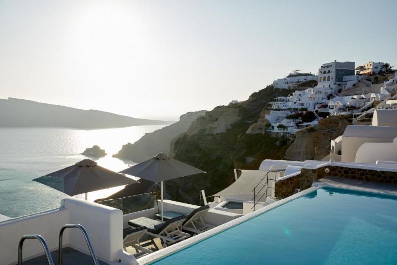 LA PERLA VILLAS 4*