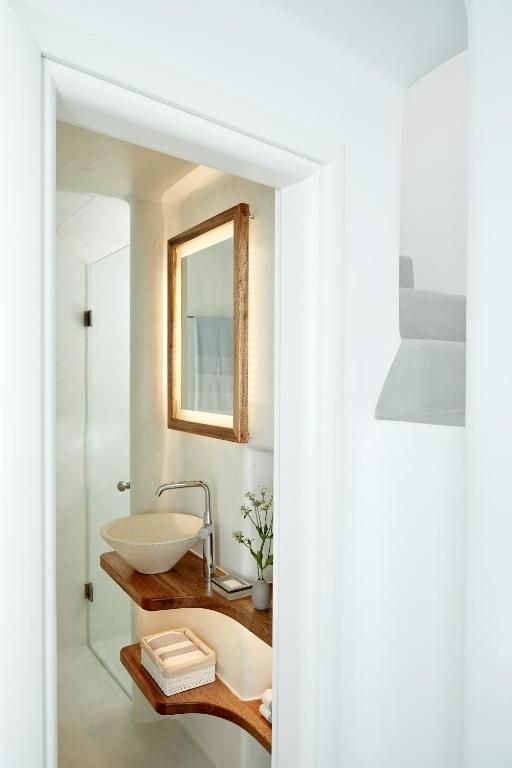 LA PERLA VILLAS 4*