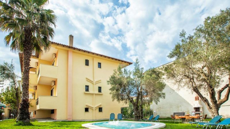 LEMON GARDEN VILLA 2*