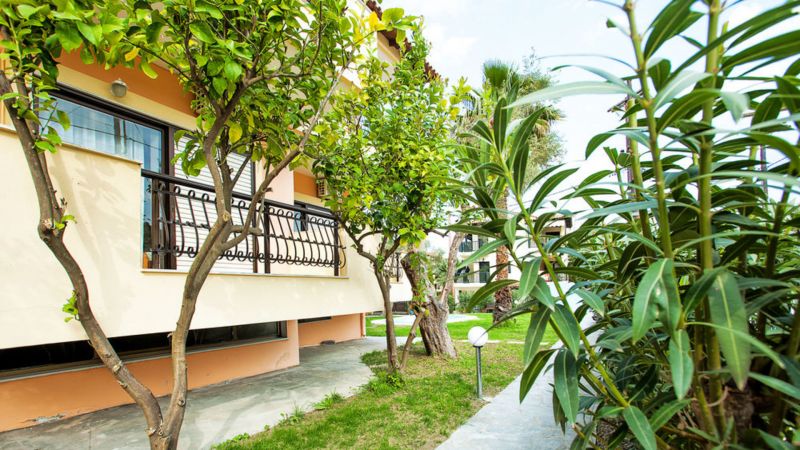 LEMON GARDEN VILLA 2*