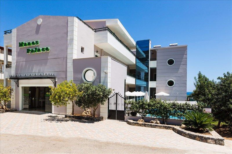 MANOS PALACE 3*