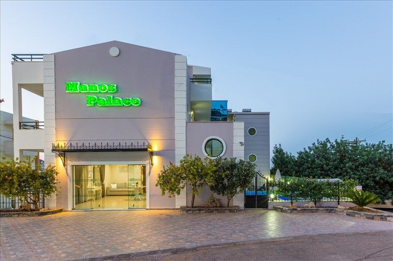 MANOS PALACE 3*