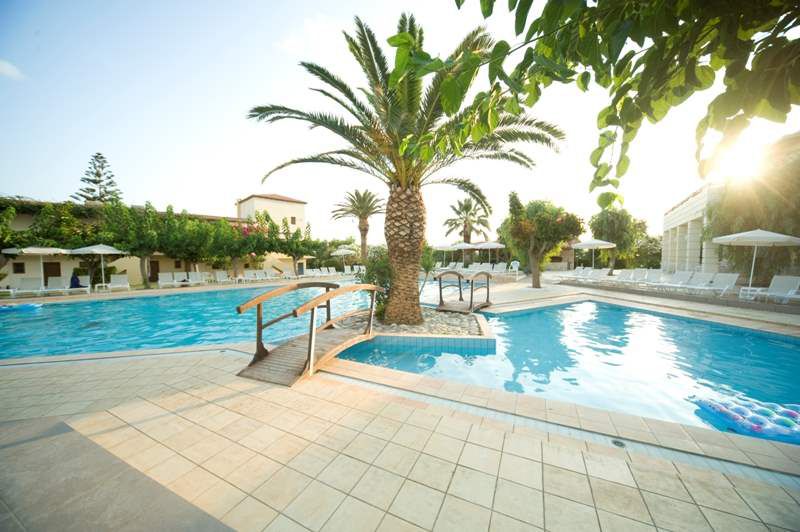 MARAVEL APARTMENTS 4*