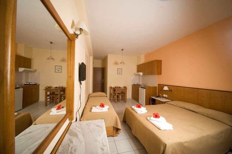MARAVEL APARTMENTS 4*