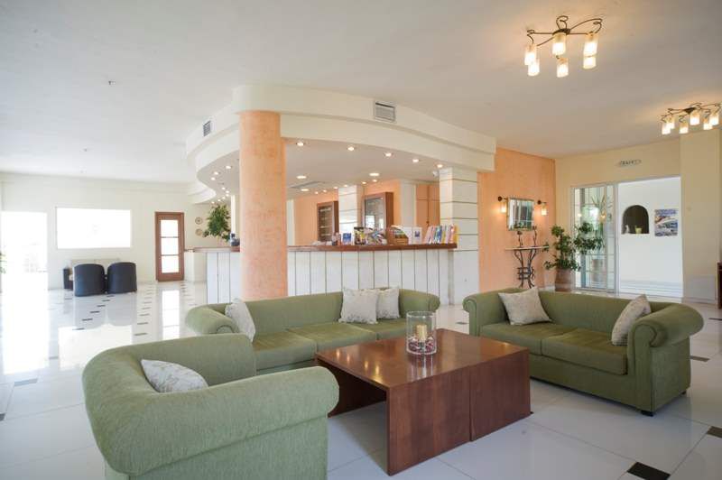MARAVEL APARTMENTS 4*