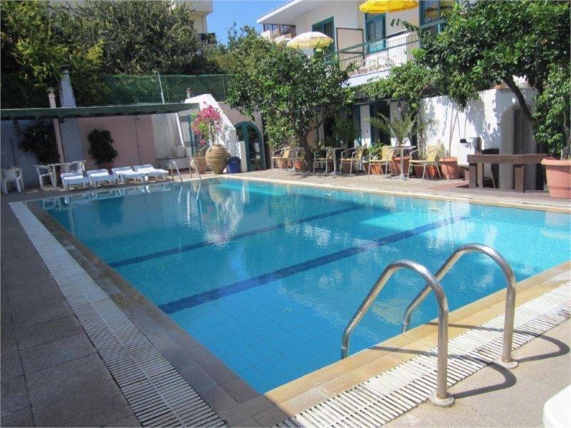MARIETTE APARTMENTS 2*