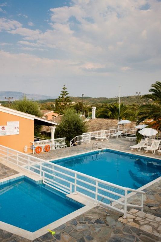 MEMENTO KASSIOPI RESORT 4*