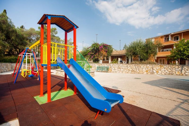 MEMENTO KASSIOPI RESORT 4*