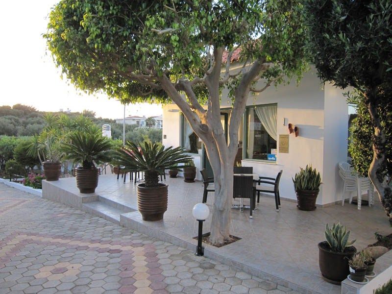 NIKOLAS VILLAS APARTMENTS 3*