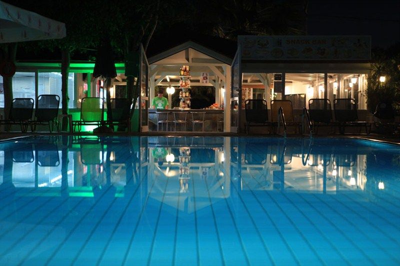 NIKOLAS VILLAS APARTMENTS 3*