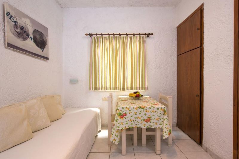 NONTAS APARTMENTS 3*