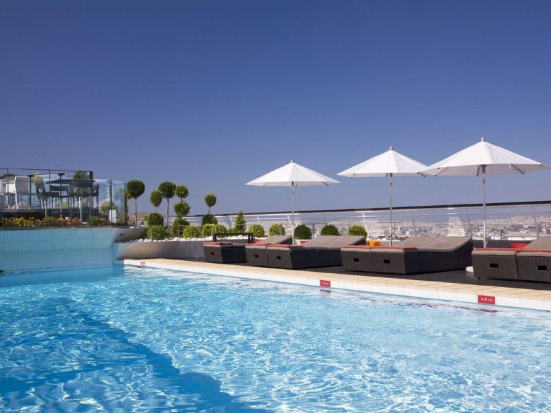 NOVOTEL ATHENES 4*