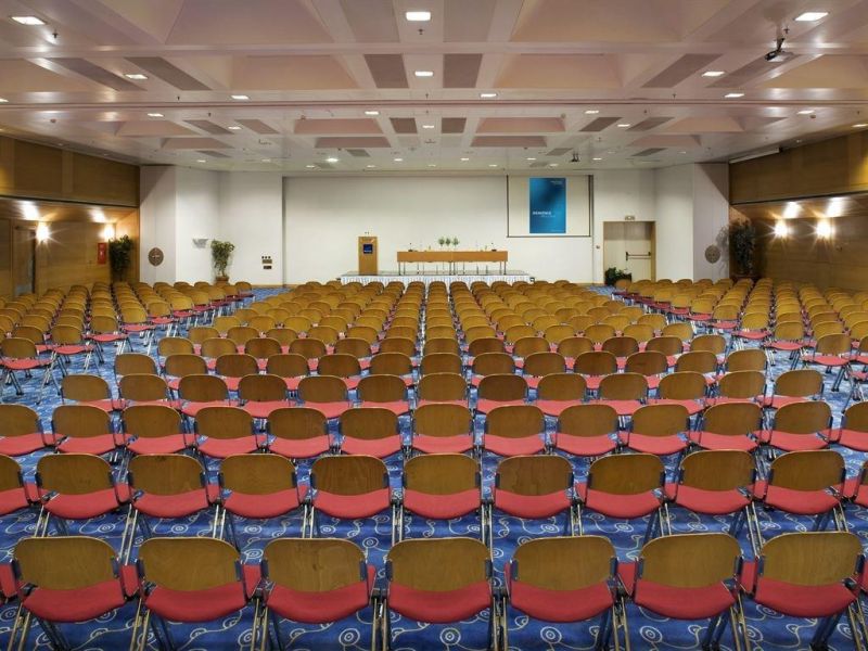 NOVOTEL ATHENES 4*