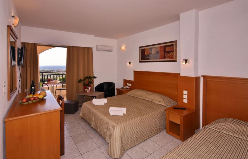 OCEANIS HERSONISSOS 3*