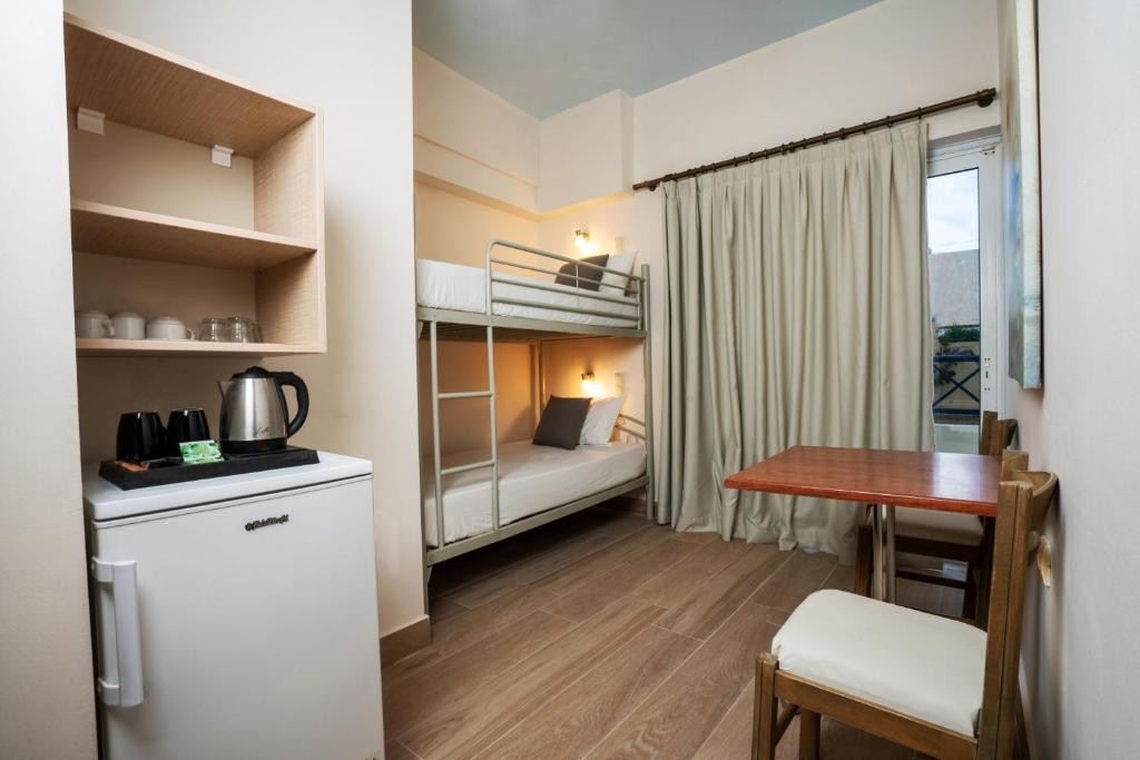 PHILOXENIA HOTEL & SPA MALIA 3*