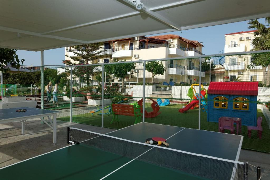 PHILOXENIA HOTEL & SPA MALIA 3*