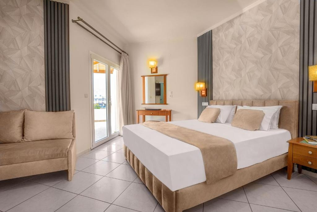 PHILOXENIA HOTEL & SPA MALIA 3*