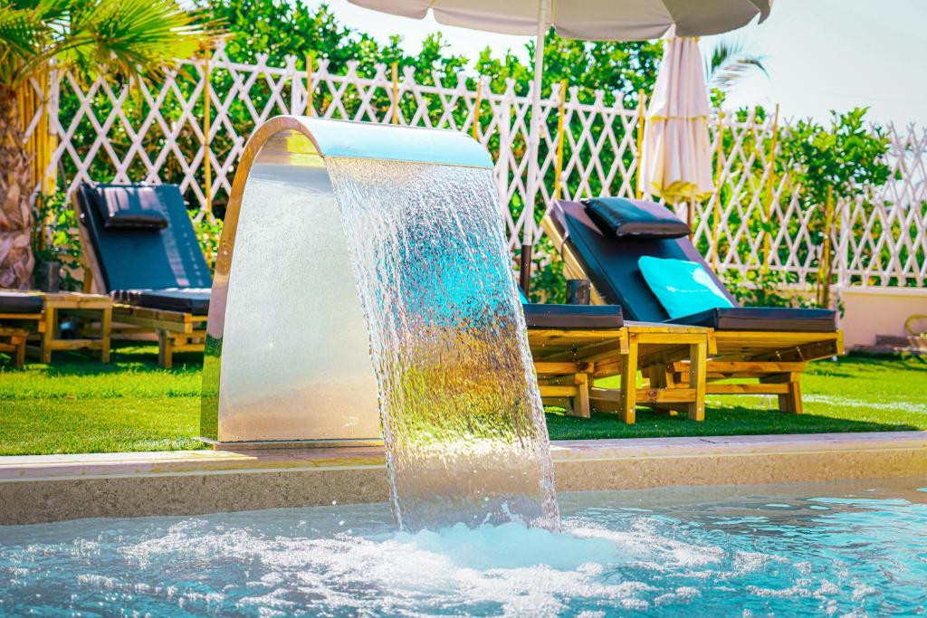 PHILOXENIA HOTEL & SPA MALIA 3*