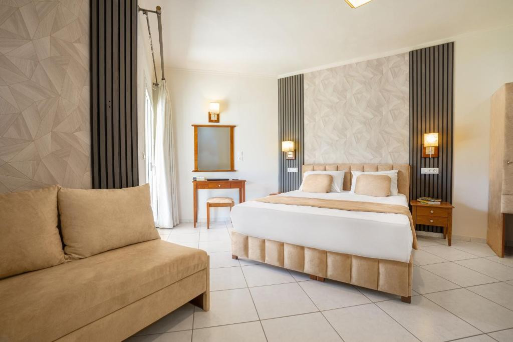 PHILOXENIA HOTEL & SPA MALIA 3*
