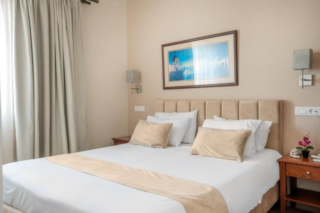 PHILOXENIA HOTEL & SPA MALIA 3*