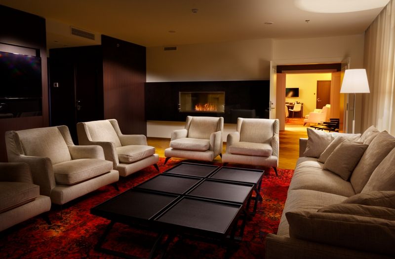 PALACE 4*