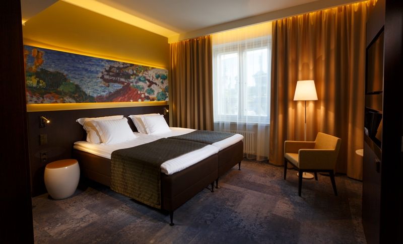PALACE 4*
