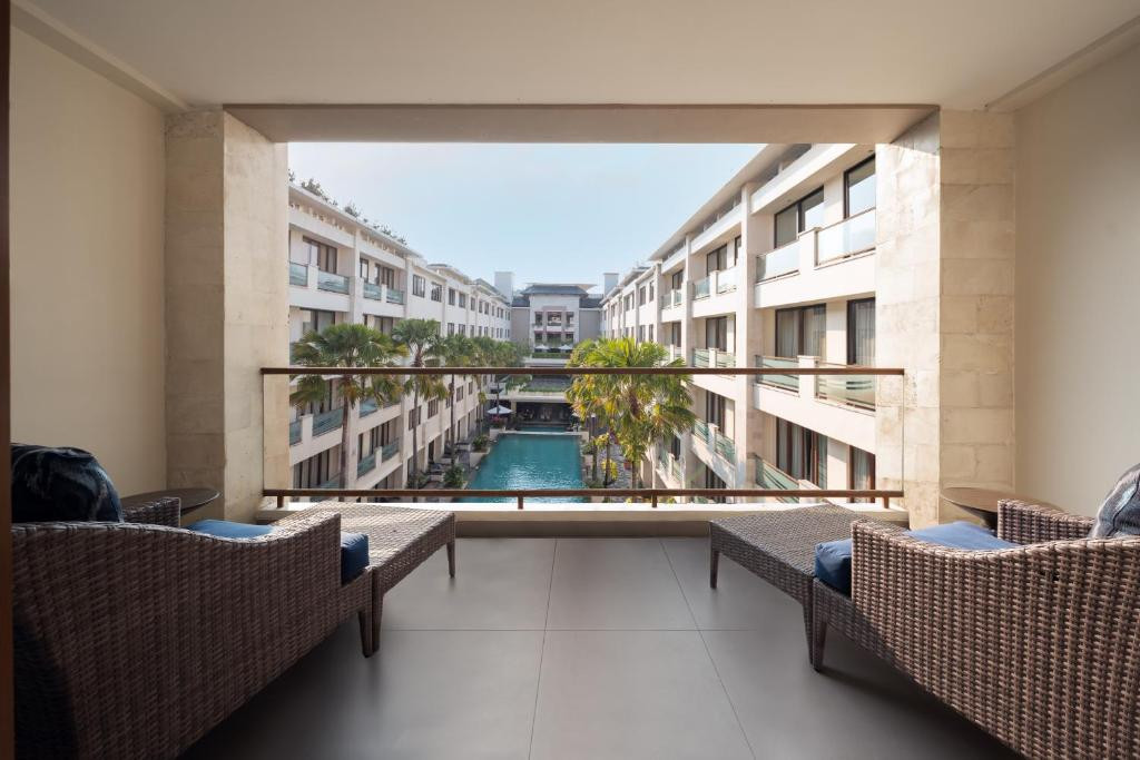 ASTON KUTA HOTEL & RESIDENCE 4*