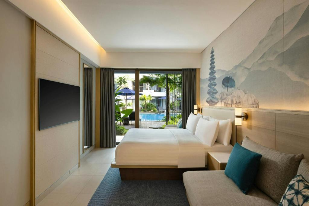 COURTYARD BY MARRIOTT BALI SEMINYAK 5*