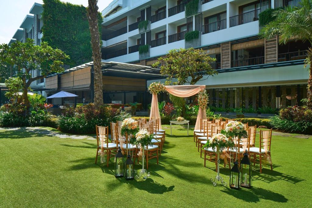 COURTYARD BY MARRIOTT BALI SEMINYAK 5*